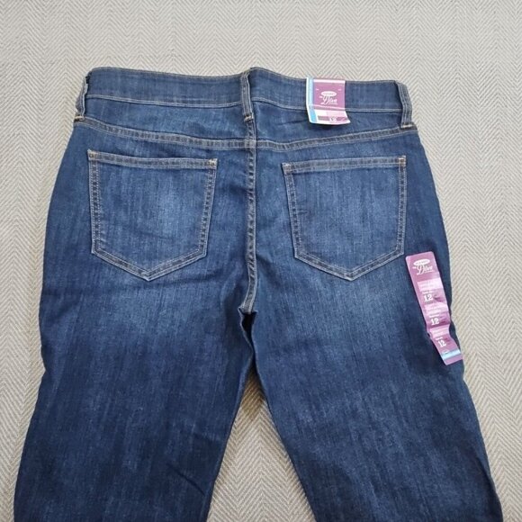 Old Navy The Diva Women's Size 12 Dark Rinse Boot Cut Trouser Jeans Stretch - Picture 15 of 16